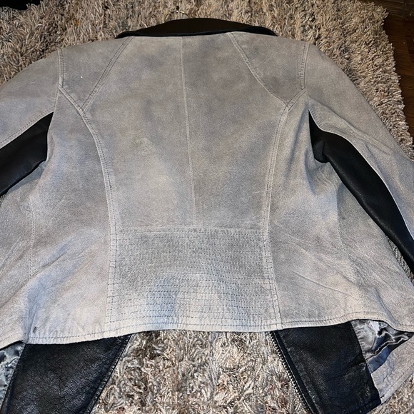 Beautiful gray jacket - Picture 2 of 3